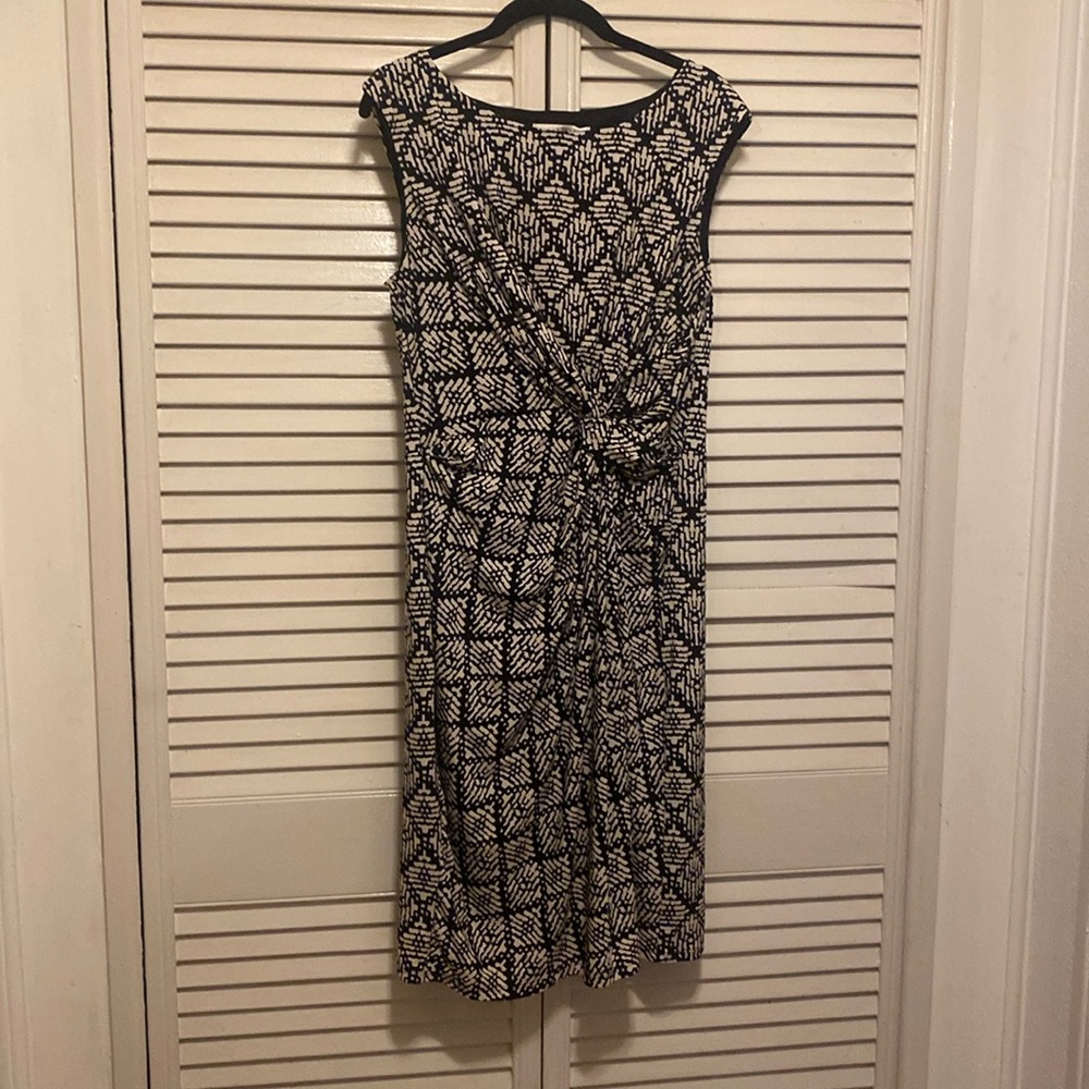 Black and beige casual dress